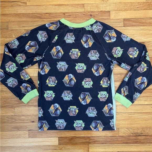4/$25 Star Wars The Mendelian Pajama Set Long Sleeve Long Pants Size Medium - Picture 3 of 12